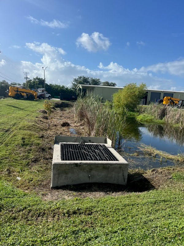 Exterior maintenance crew work